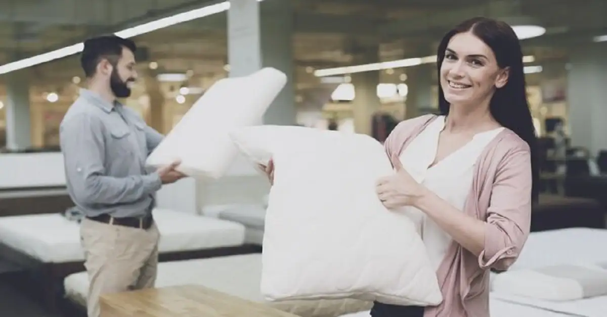 The Benefits and Considerations of Buying Bulk Pillows: A Comprehensive Guide